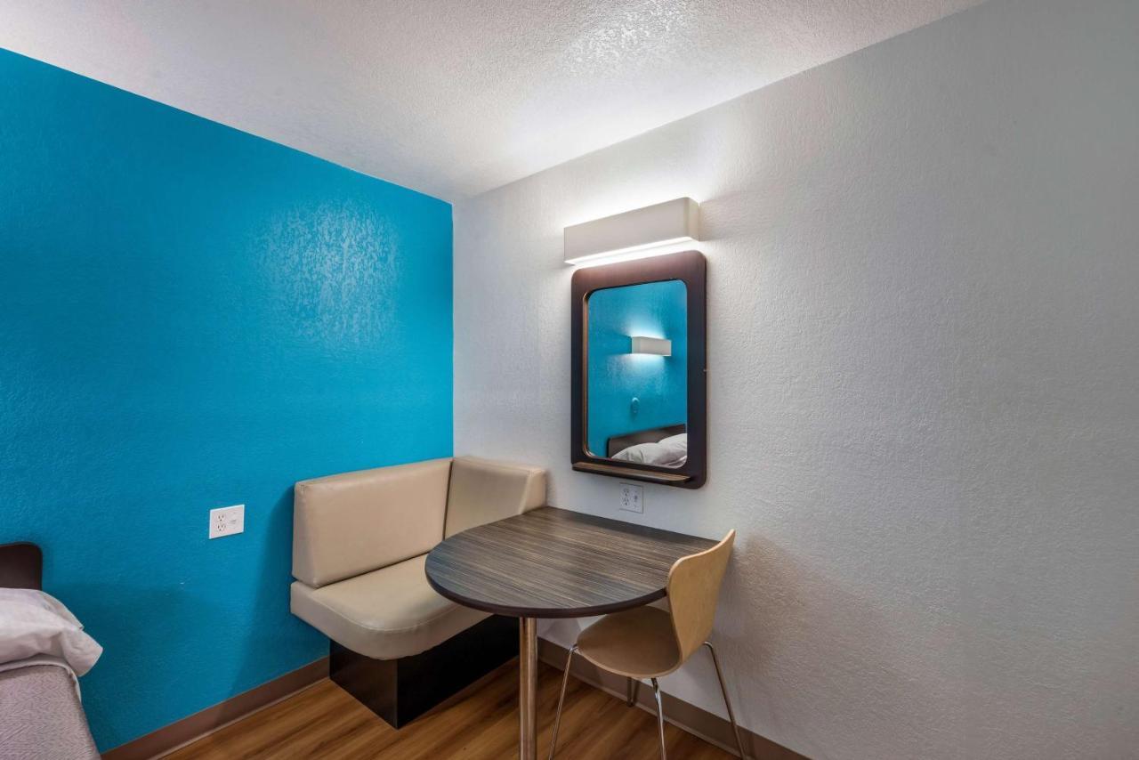 Motel 6-Irving, Tx - Irving Dfw Airport East Εξωτερικό φωτογραφία